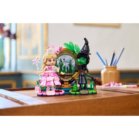 Конструктор LEGO Wicked Фігурки Ельфаби й Ґлінди (75682)