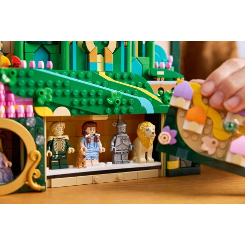 Конструктор LEGO Wicked Смарагдове місто настінний арт (75685)