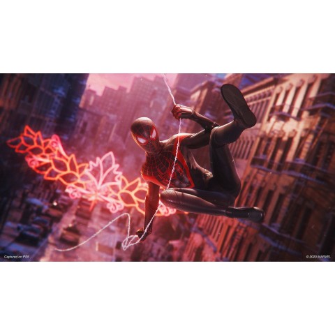 Игра Marvel's Spider-Man: Miles Morales для PS4 (Blu-ray диск) RUS Б/У